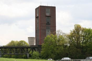Förderturm von Rheinpreußen Schacht 8 in 2008