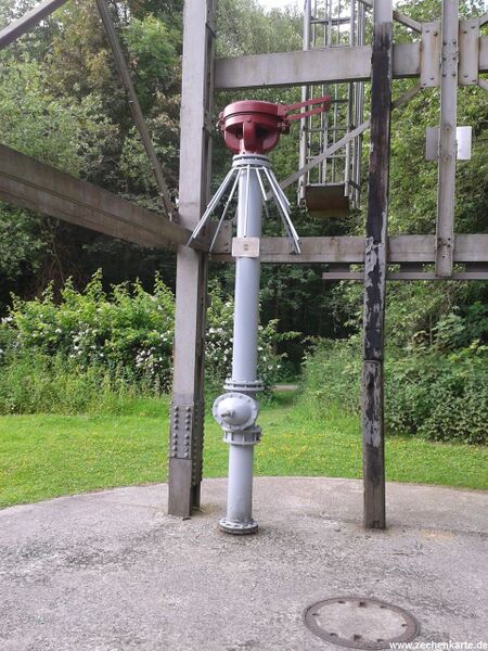 Datei:Teutoburgia 1 Protegohaube.jpg